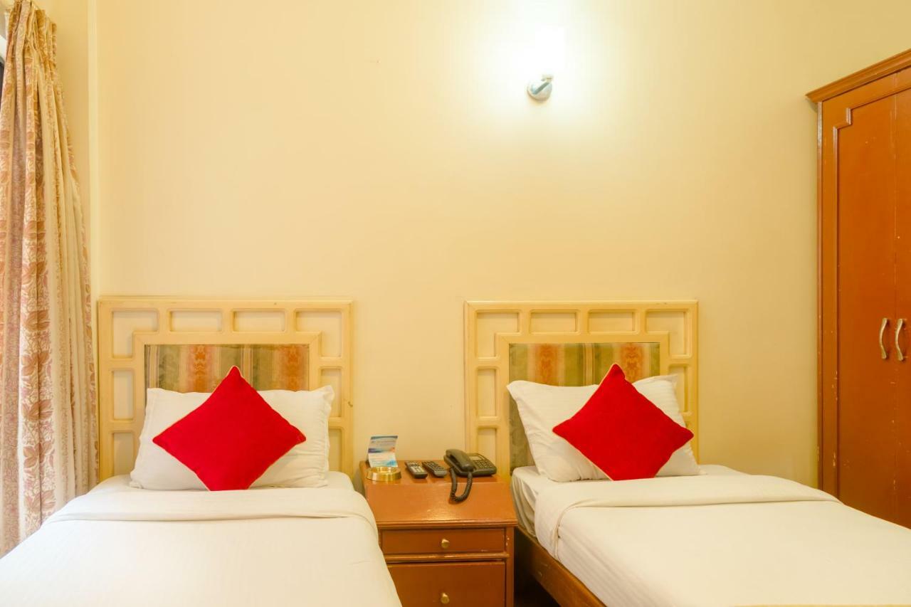 Skyline Hotel Катманду Экстерьер фото